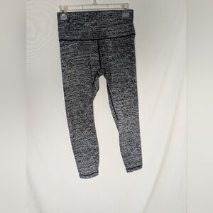 Lululemon Black And White Marled Leggings Capri Women’s Size 8